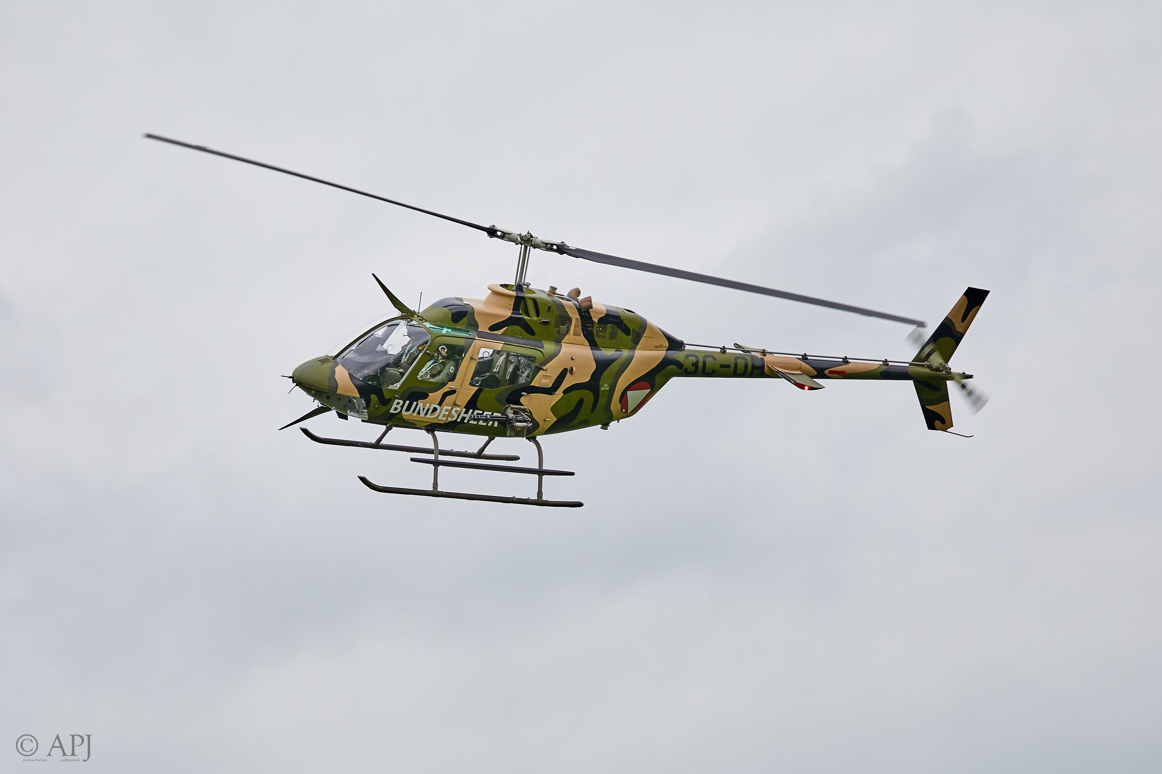 1234 APJ 7705 Airpower 2019