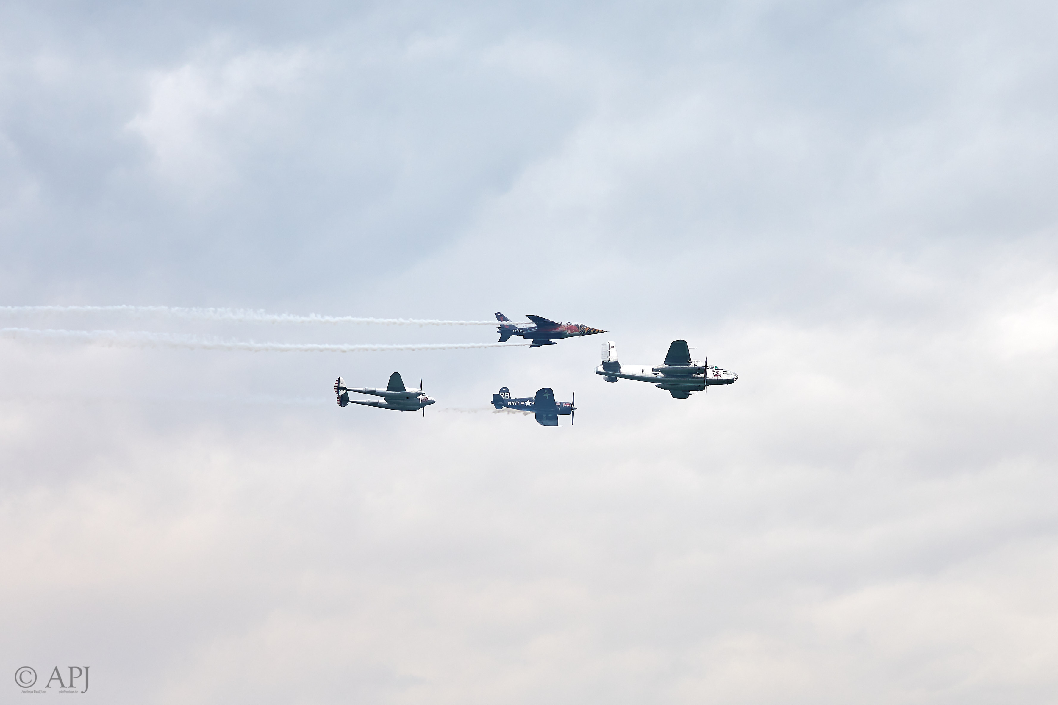 2353 APJ 8826 Airpower 2019