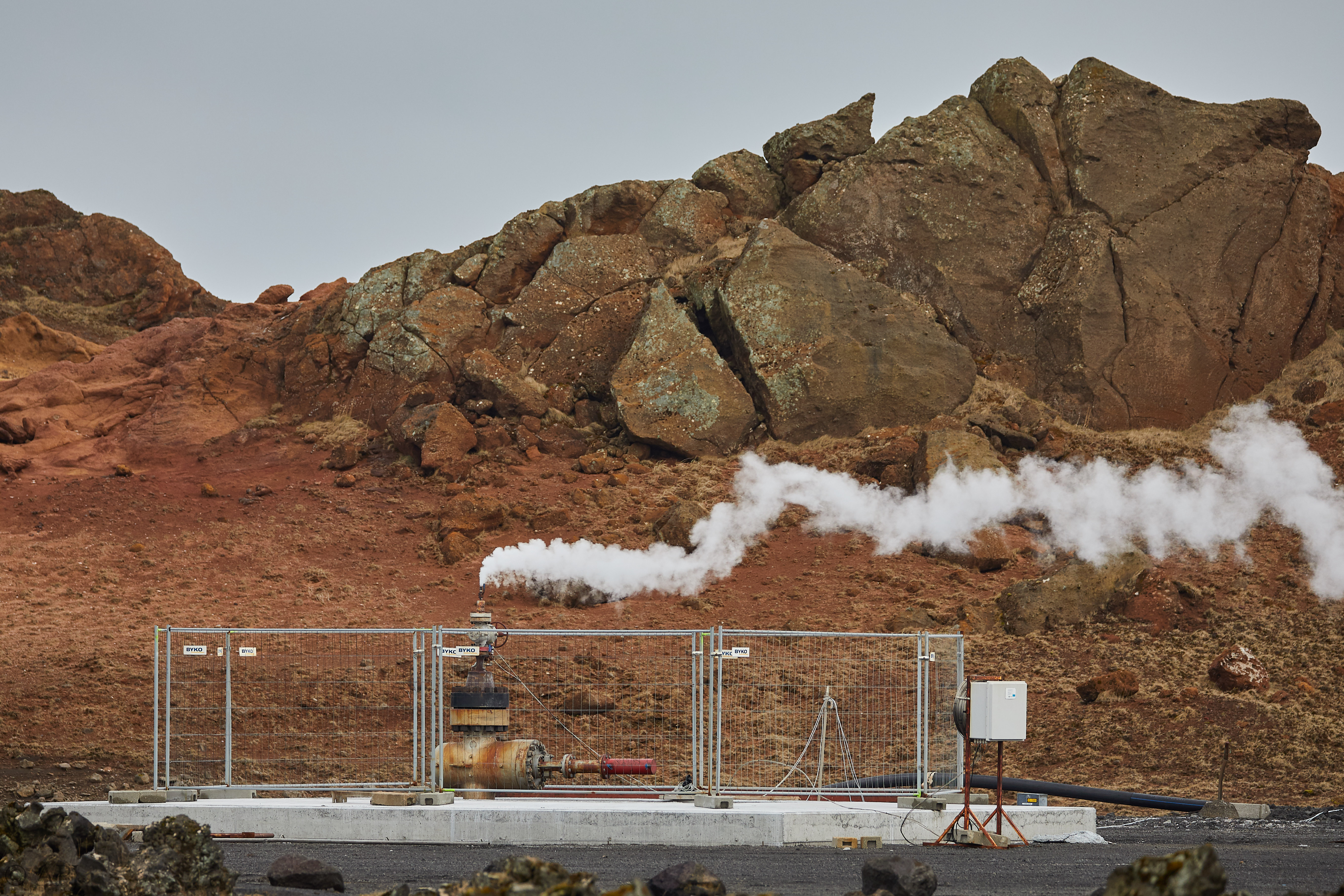 104  073053000741 APJ 4436