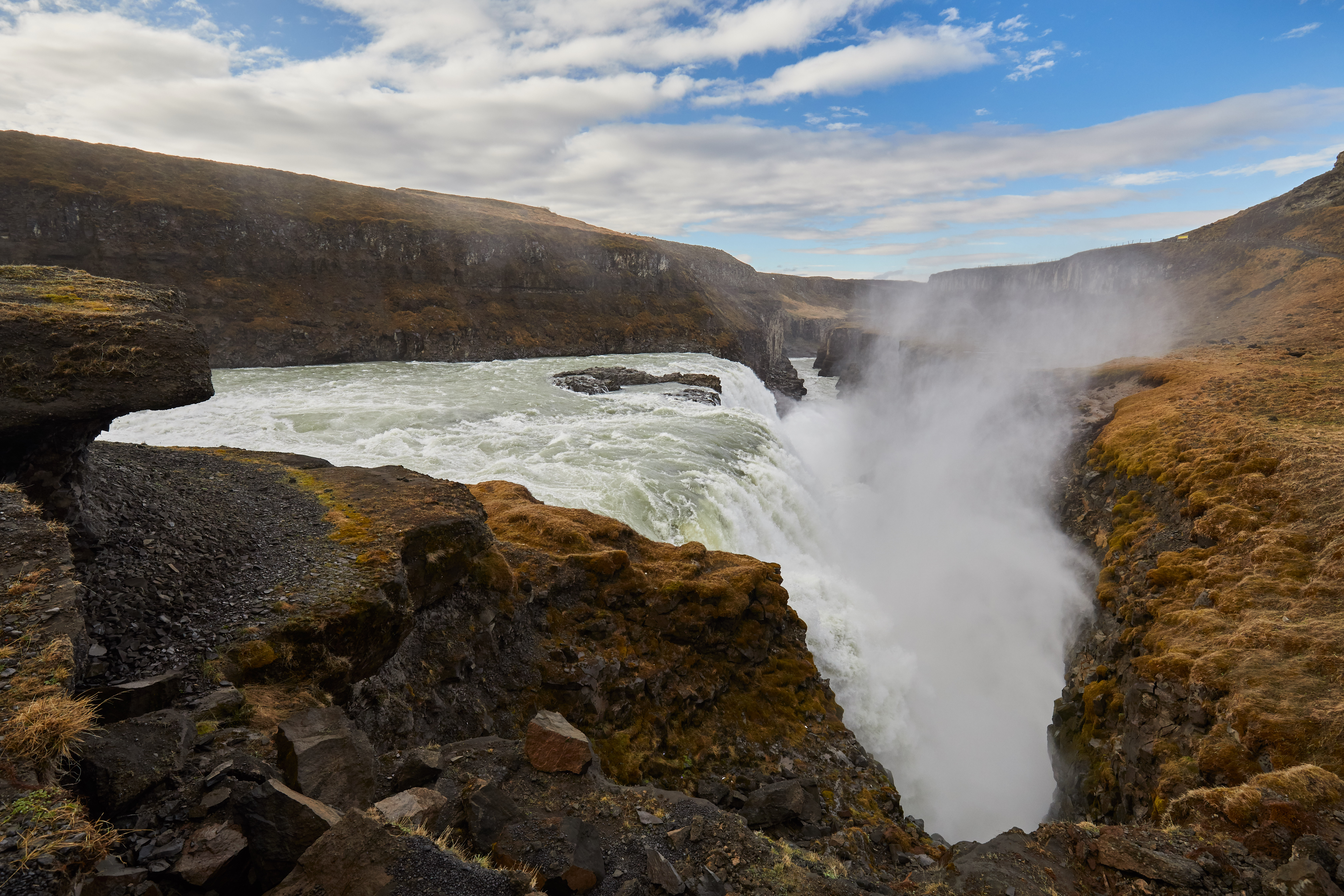 375  073053000741 APJ 4709