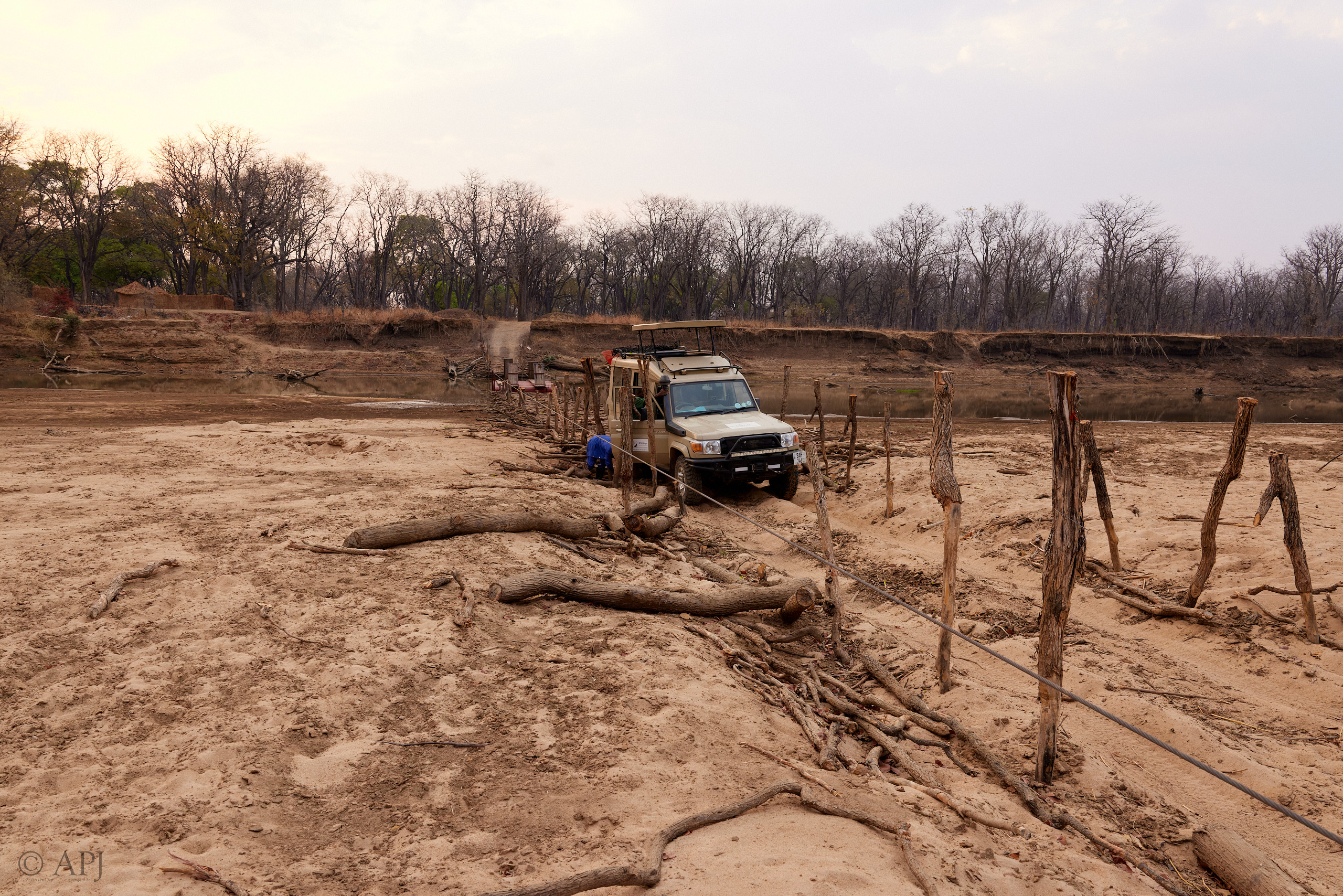 00323 APJ  59A9283 CR3D